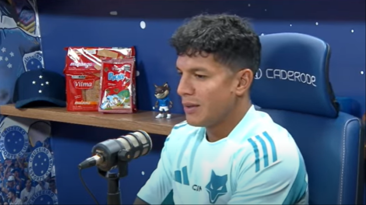 Lucas Romero exalta argentinos que brilharam pelo Cruzeiro